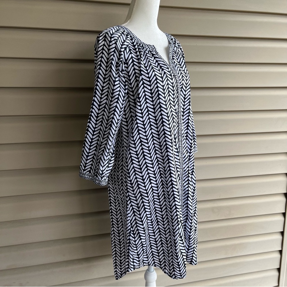 Hatley Lightweight Navy/White Patterned Shirt Dre… - image 5